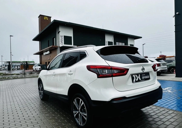 Nissan Qashqai cena 79800 przebieg: 61455, rok produkcji 2019 z Gdańsk małe 211